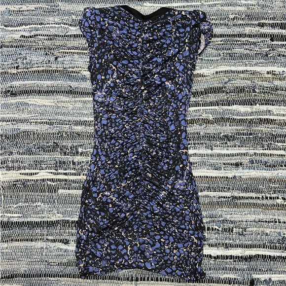 BEBE cinch bodycon cap sleeve mini dress with front zipper detail - Picture 6 of 6